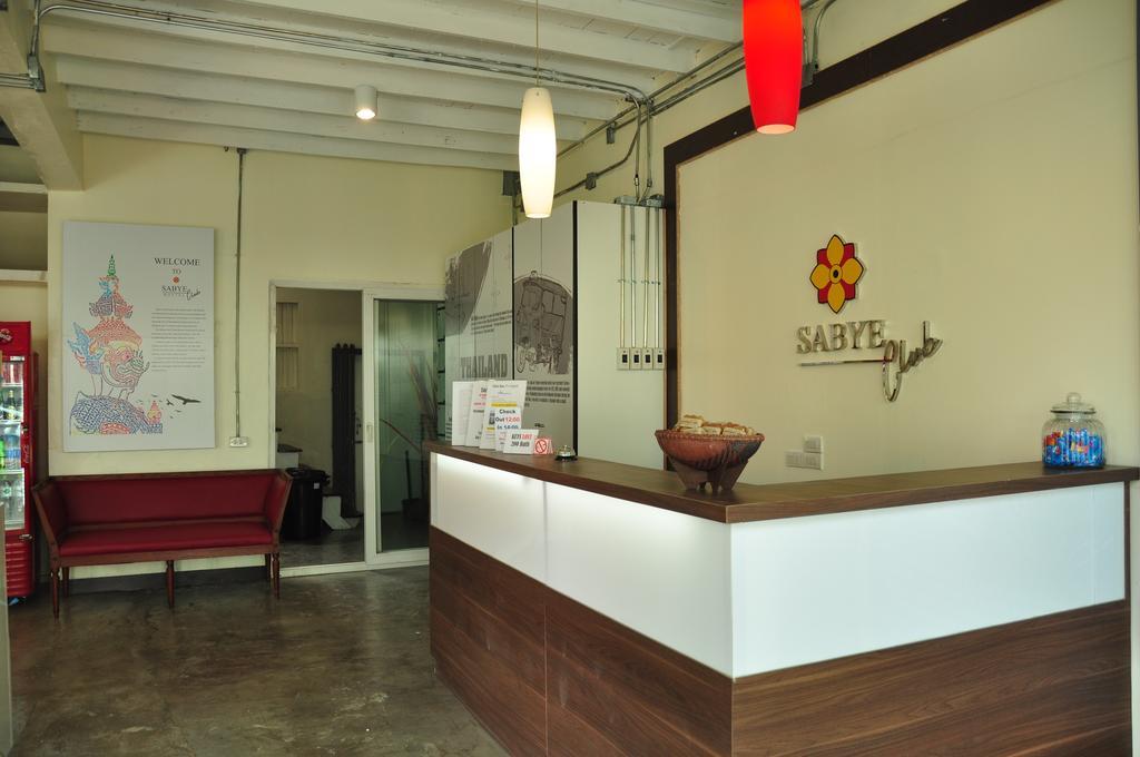 Sabye Club Hostel Банкок Екстериор снимка