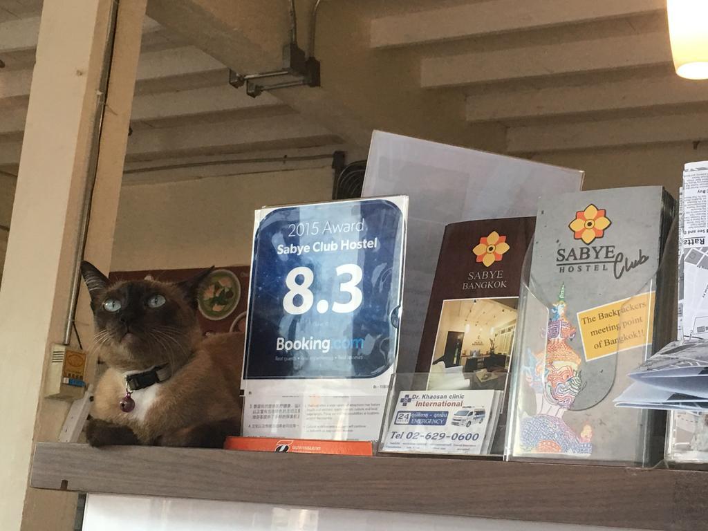 Sabye Club Hostel Банкок Екстериор снимка