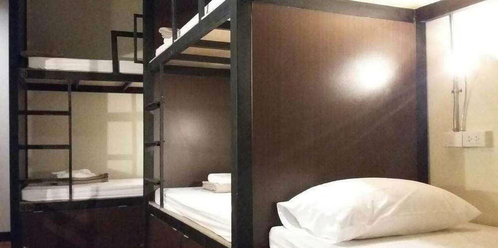 Sabye Club Hostel Банкок Екстериор снимка